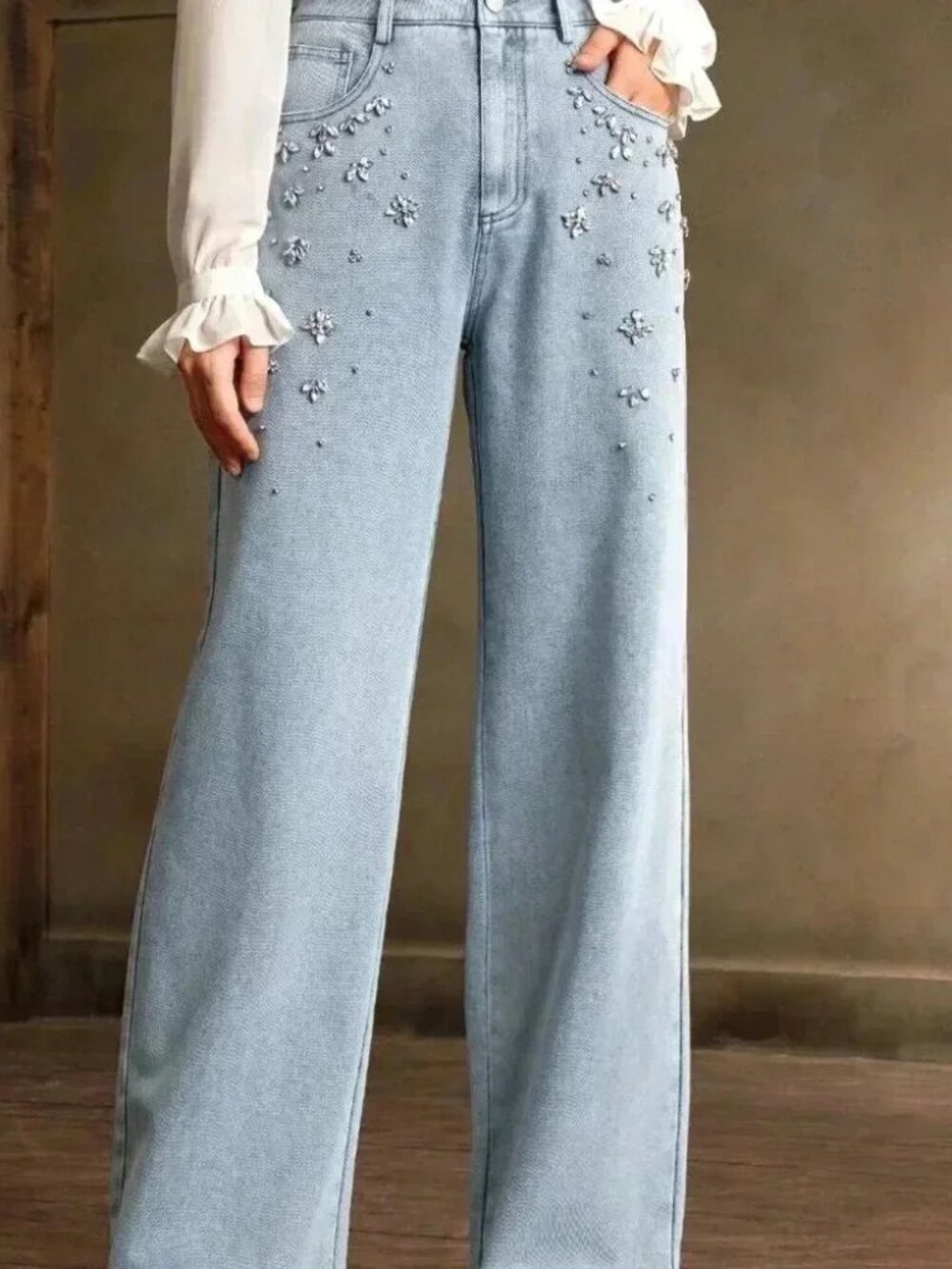 Light Wash Casual Women's Hand-Stitched Rhinestone Jeans